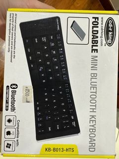 Foldable bluetooth keyboard