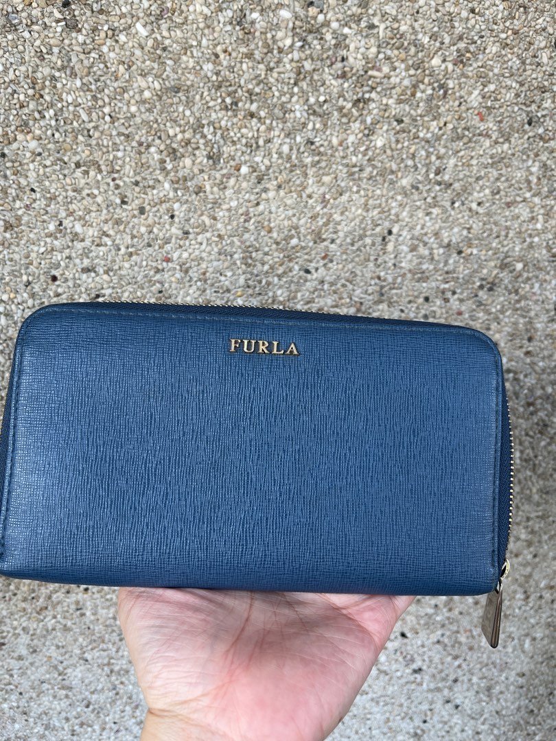 Furla long wallet, Women's Fashion, Bags & Wallets, Wallets & Card