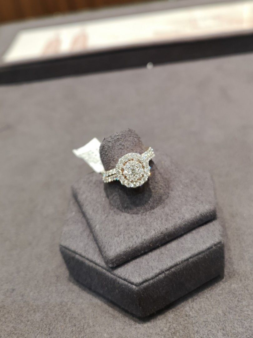 Gold n diamond best sale ring