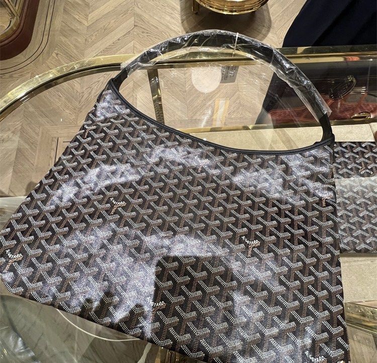 Goyard Boheme Hobo totebag, Luxury, Bags & Wallets on Carousell