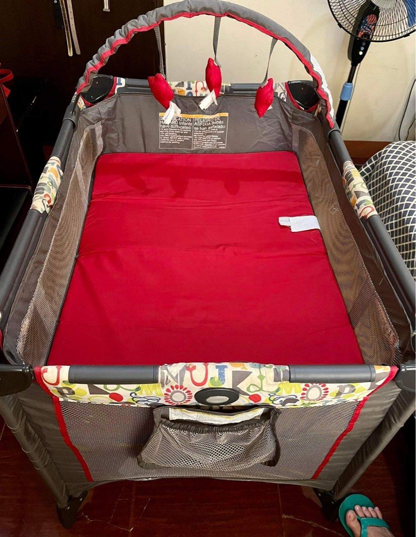 Graco Pack & Play (Category: Cots & Cribs) located in Binan City. Submitted by harturner18 (Listing ID 1248972683, Image 1). Description: .