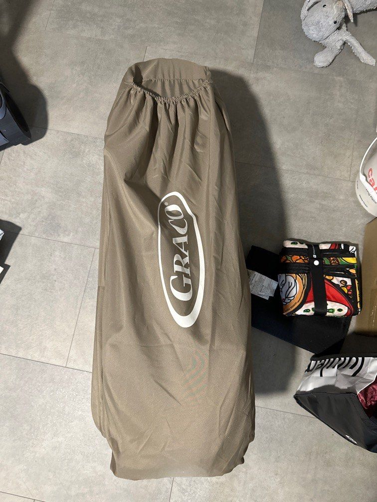 Graco pack and play travel cot with changing mat and sheets, Babies & Kids, Baby Nursery & Kids