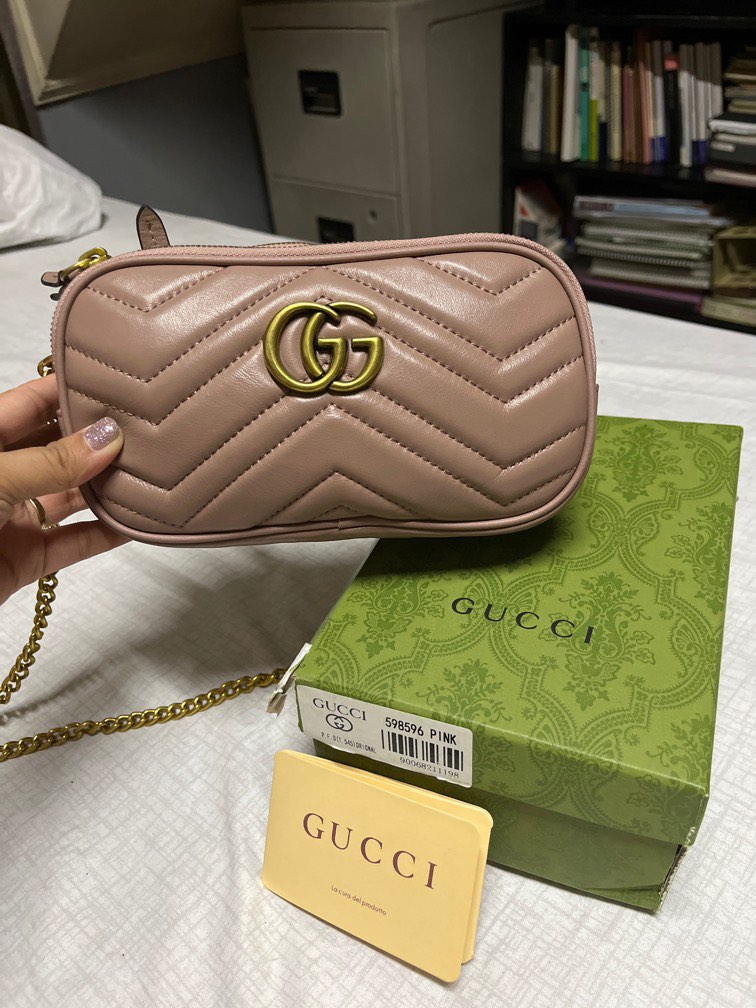 Gucci 598596 sales