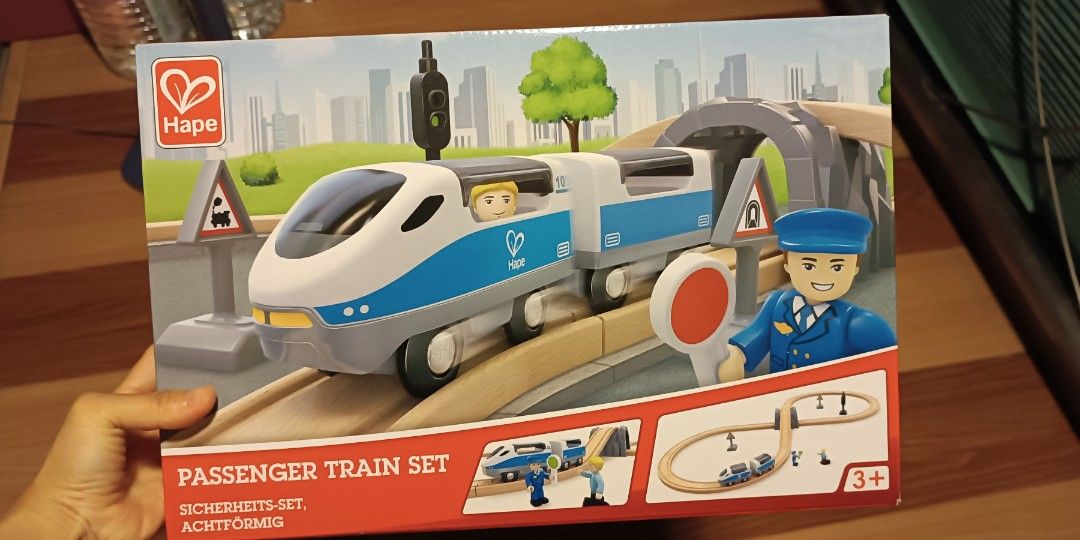 Hape passenger discount train set