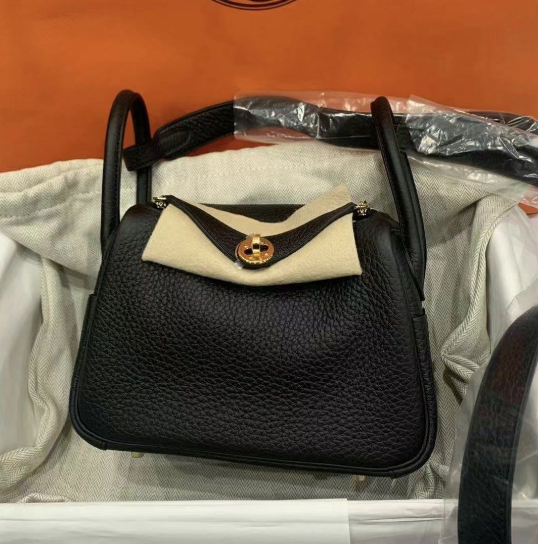 Hermes Lindy 26 Black Clemence, Luxury, Bags & Wallets on Carousell