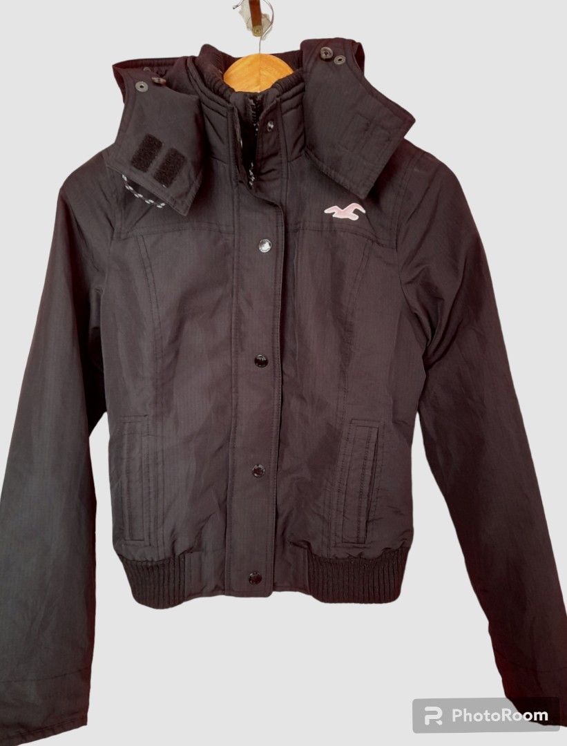 Hollister Wind Breaker Women s Fashion Coats Jackets and