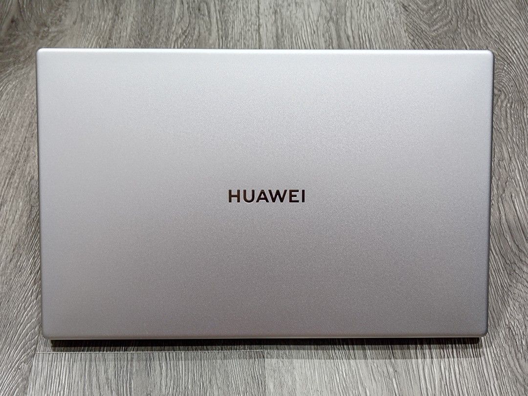 Huawei i5 11th Gen Iris Xe Graphics SSD 512GB RAM 8GB MateBook D15 ...