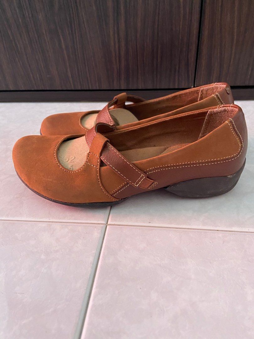 Hush puppies size 6 outlet