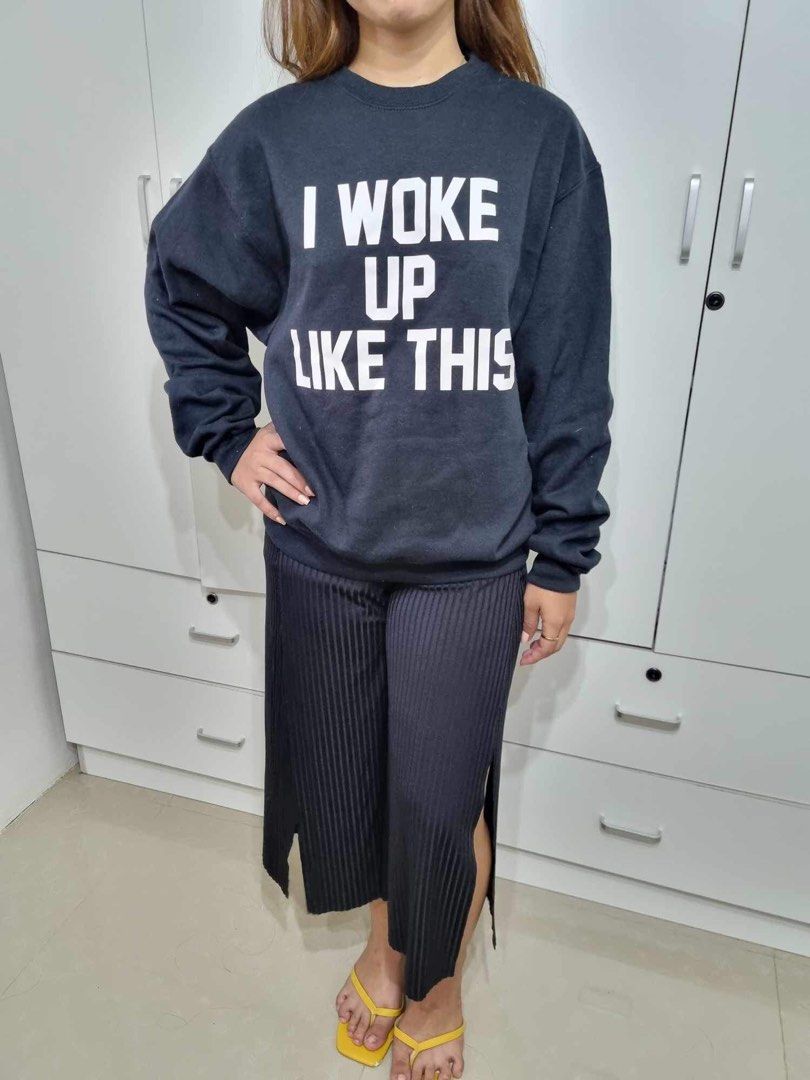 I woke up like this Jumper - Black (Category: Longsleeves) located in Bocaue. Submitted by mjpvv (Listing ID 1248963604, Image 1). Description: Nice and makapal No major flaws Fits up to large .