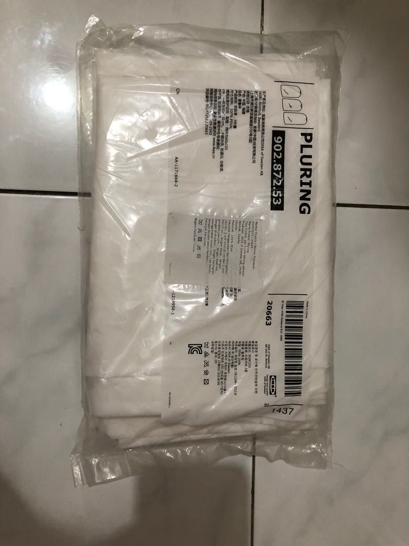 IKEA PLURING COVER BAJU GANTUNGAN PELINDUNG DEBU BAJU ORIGINAL, Fesyen