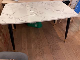 （分類：）位於 。 由 valeriewhli 提交（商品編號 1249049922，圖片 1）。簡介： 。