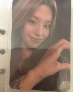（分類：）位於 。 由 MIDZY_ 提交（商品編號 1249055983，圖片 1）。簡介： 。