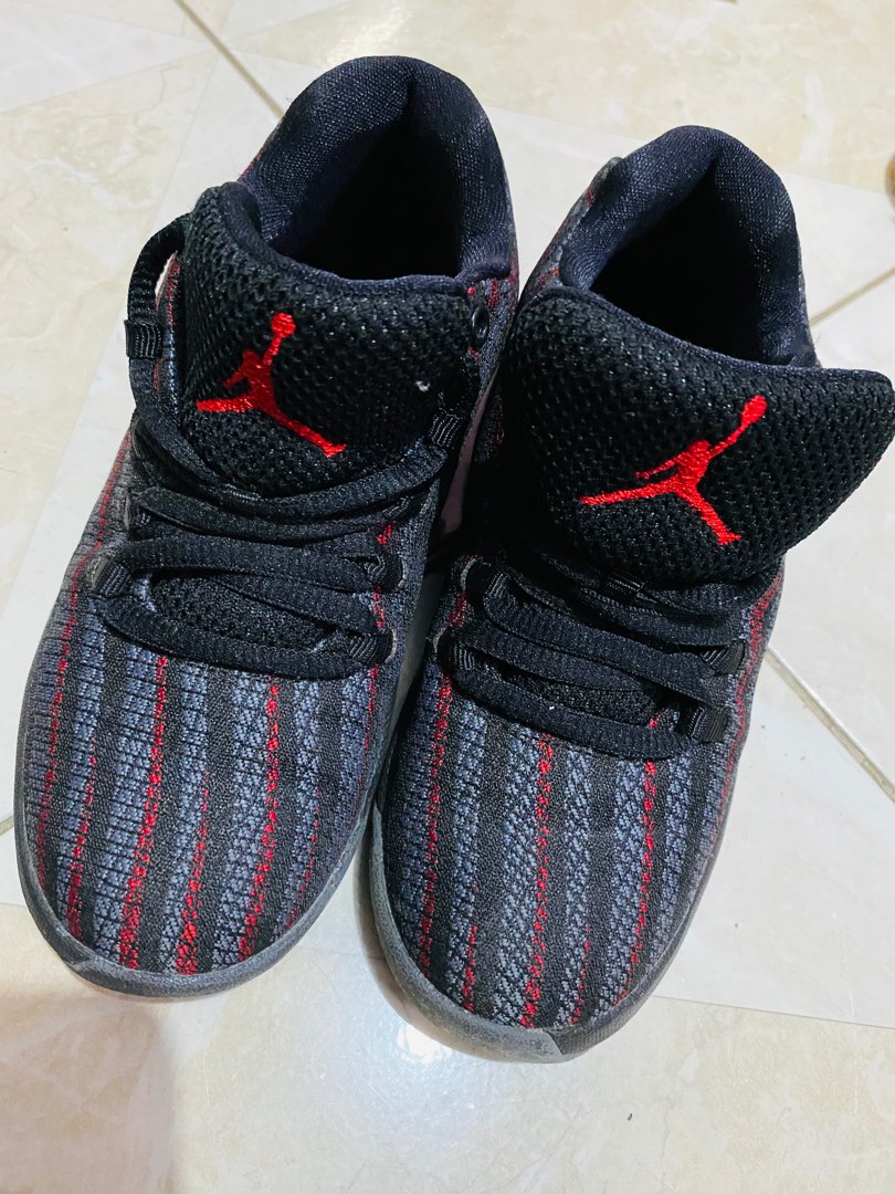 childrens jordan trainers