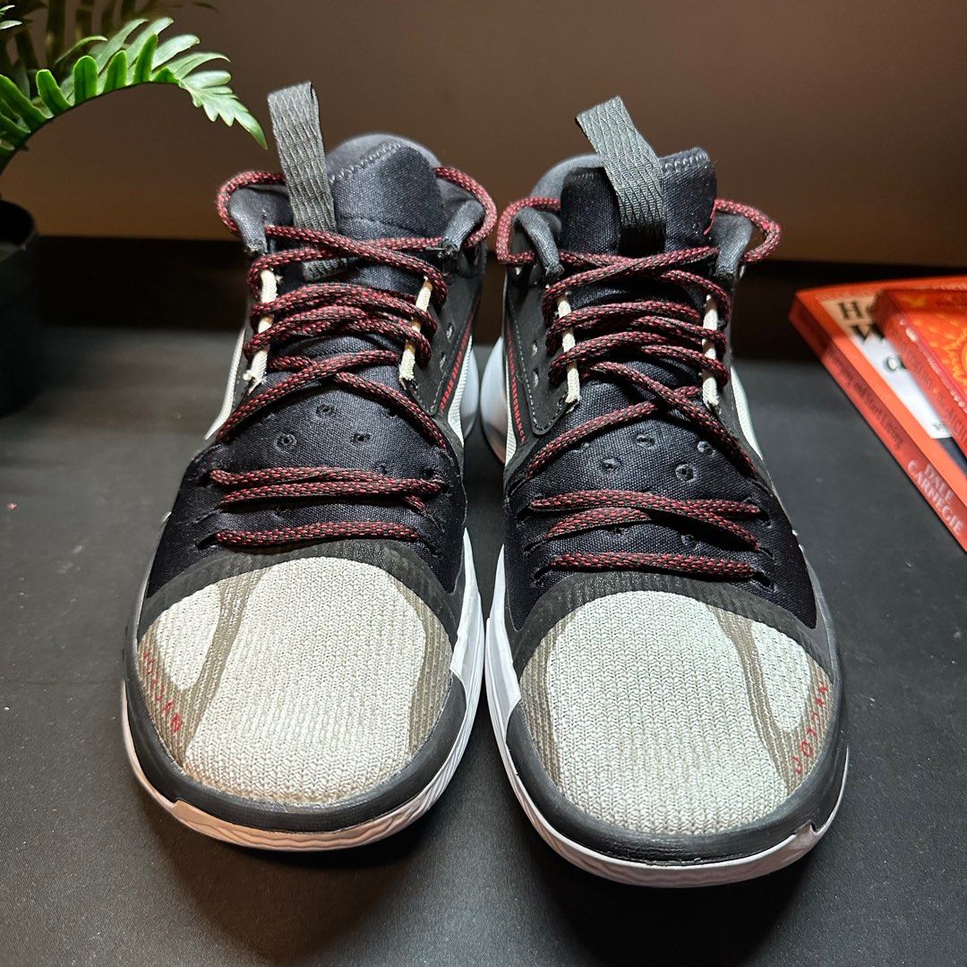 Kobe ad exodus black swan clearance