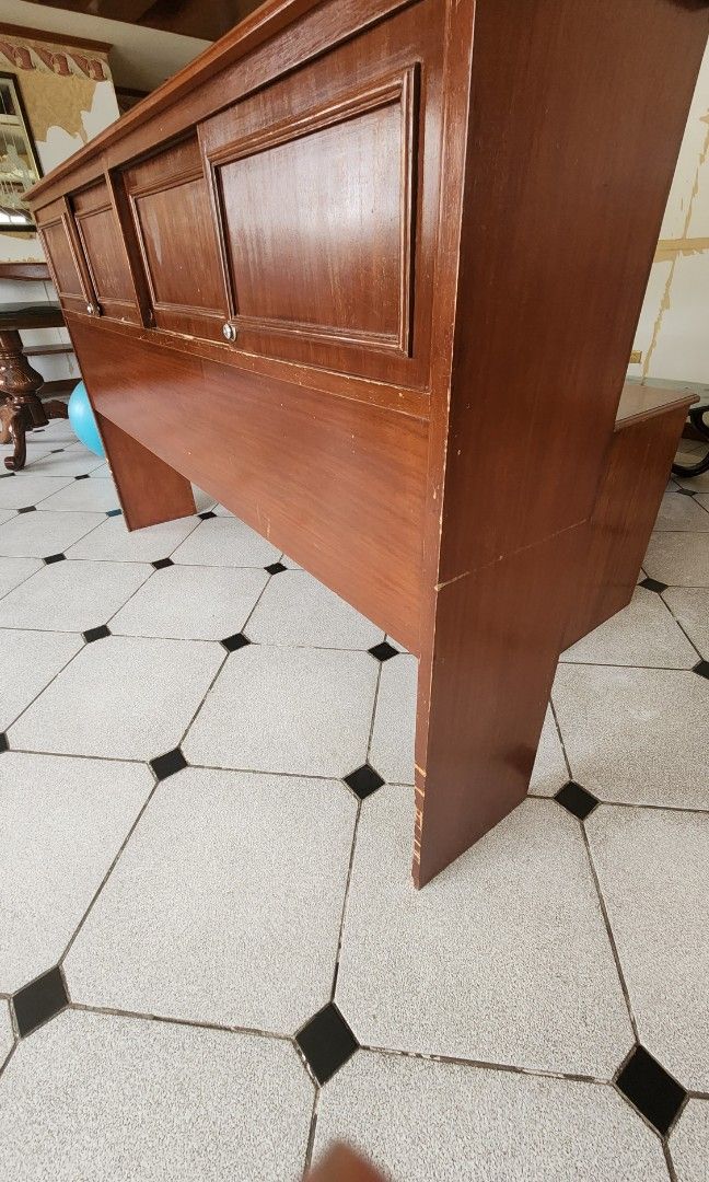 KING SIZE Wooden headrest with sliding cabinets (Category: Shelves, Cabinets & Racks) located in Dasmarinas. Submitted by bzbeezcar0u5el1 (Listing ID 1248909633, Image 2). Description: King size bed wooden headrest with 2 cabinets 2.10 m tall 2.10 m long 0.30 m wide.