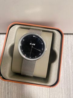 apple watch SE (2nd Gen) gps 44mm starlight, 女裝, 手錶及配件