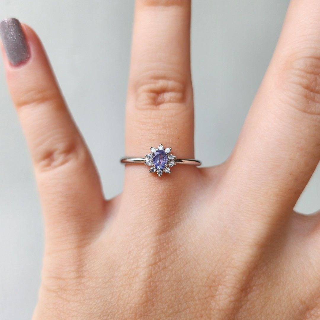 Lavender Quartz Ring Flower