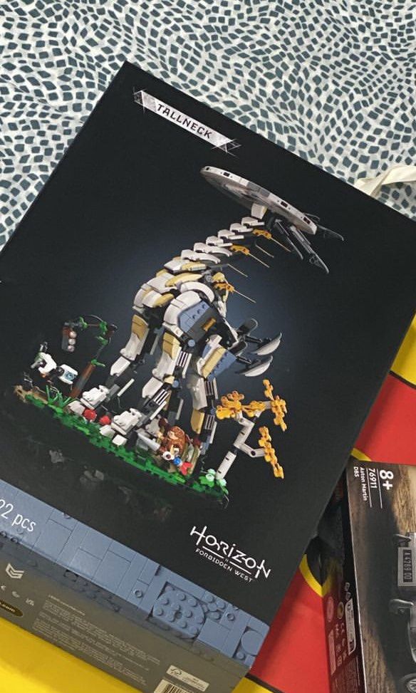 Soldes LEGO : Le set Horizon Forbidden West spécial PS5 très