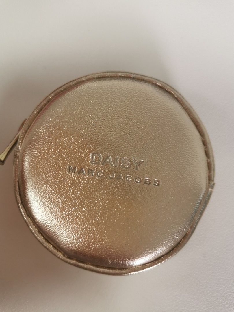 Marc jacobs gold purse sale