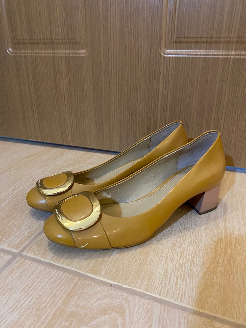 Michael kors shop low heels