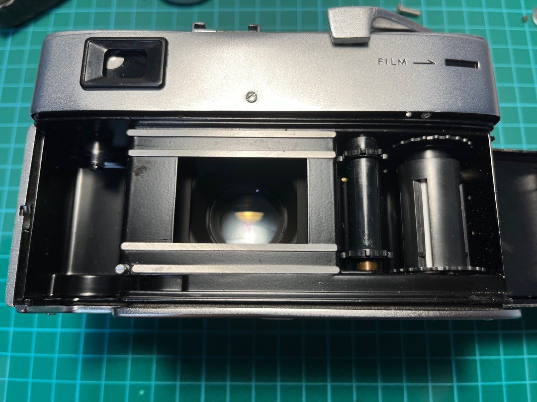 Minolta HiMatic 7s film camera (spares/repairs), Photography, Cameras