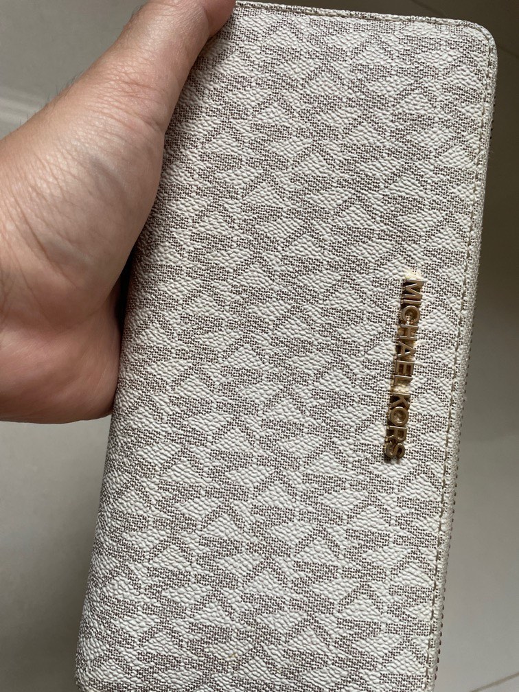 Mk pocketbook top