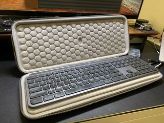 （分類：）位於 。 由 AviEight 提交（商品編號 1249057286，圖片 1）。簡介： 。