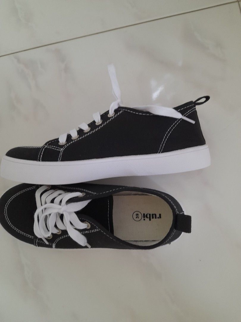New Rubi sneakers black Size 39
