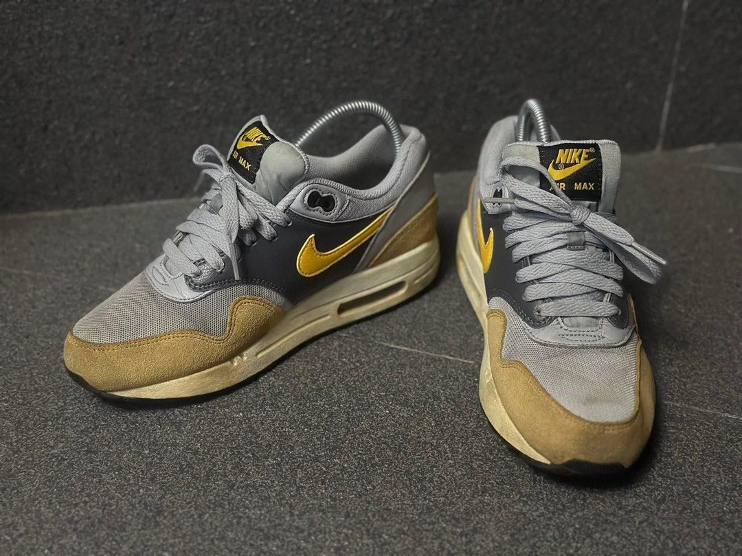 Nike air max best sale 1 essential wolf grey