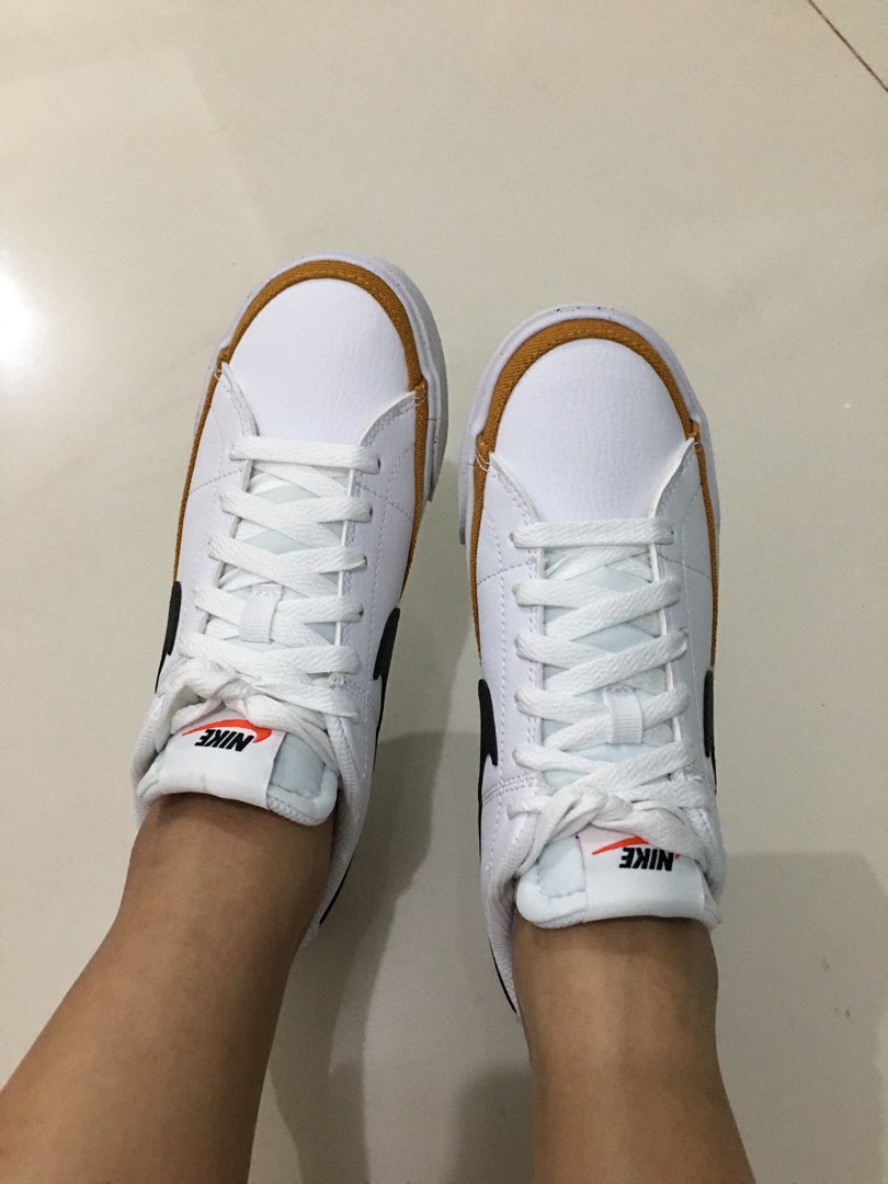 lady nike shoes on sale