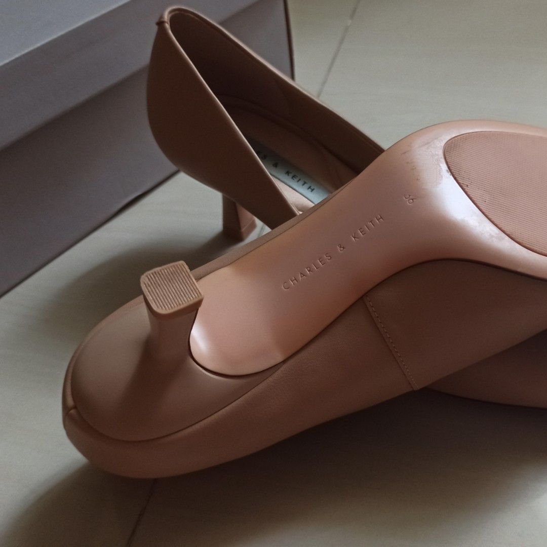Nude heels size 5.5 top