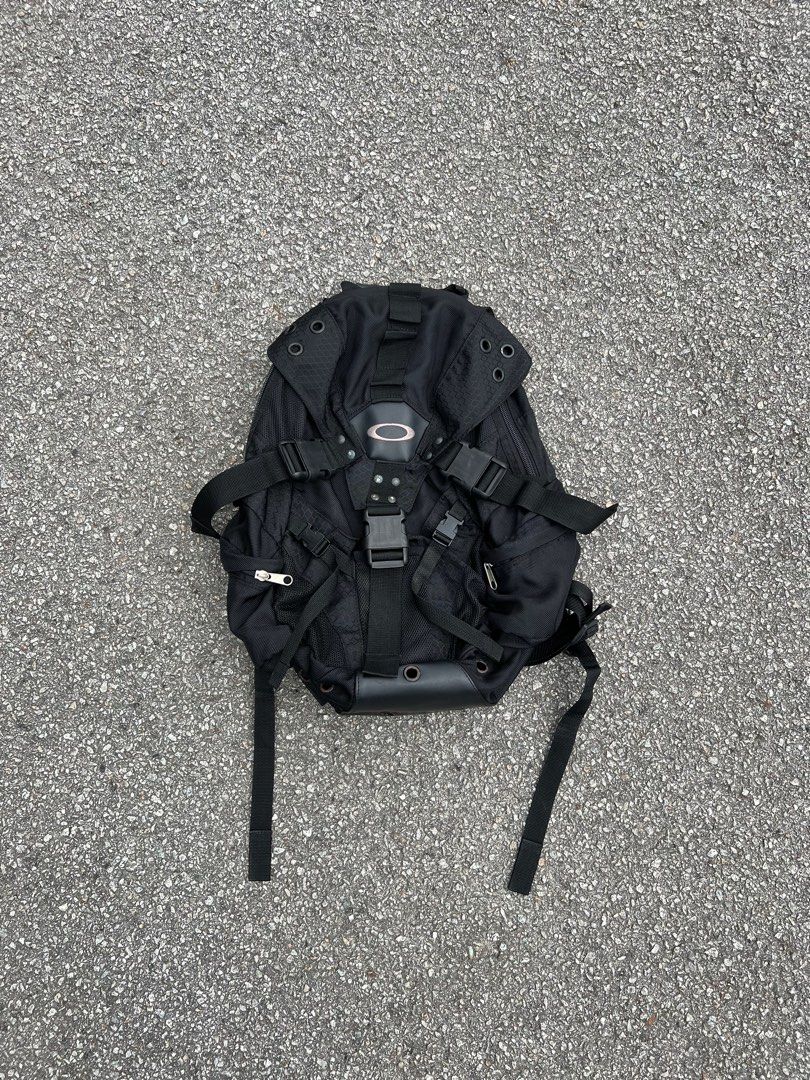 Best oakley store backpack for travel