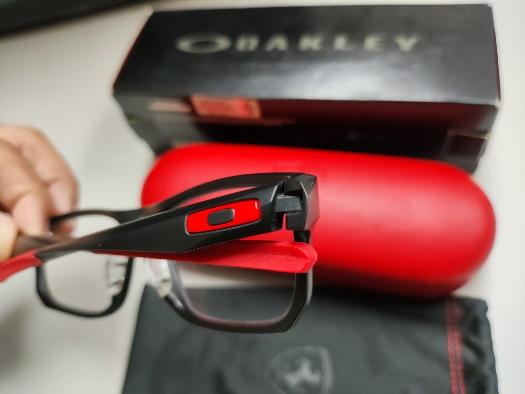Oakley Voltage Ferrari edition Men s Fashion Watches