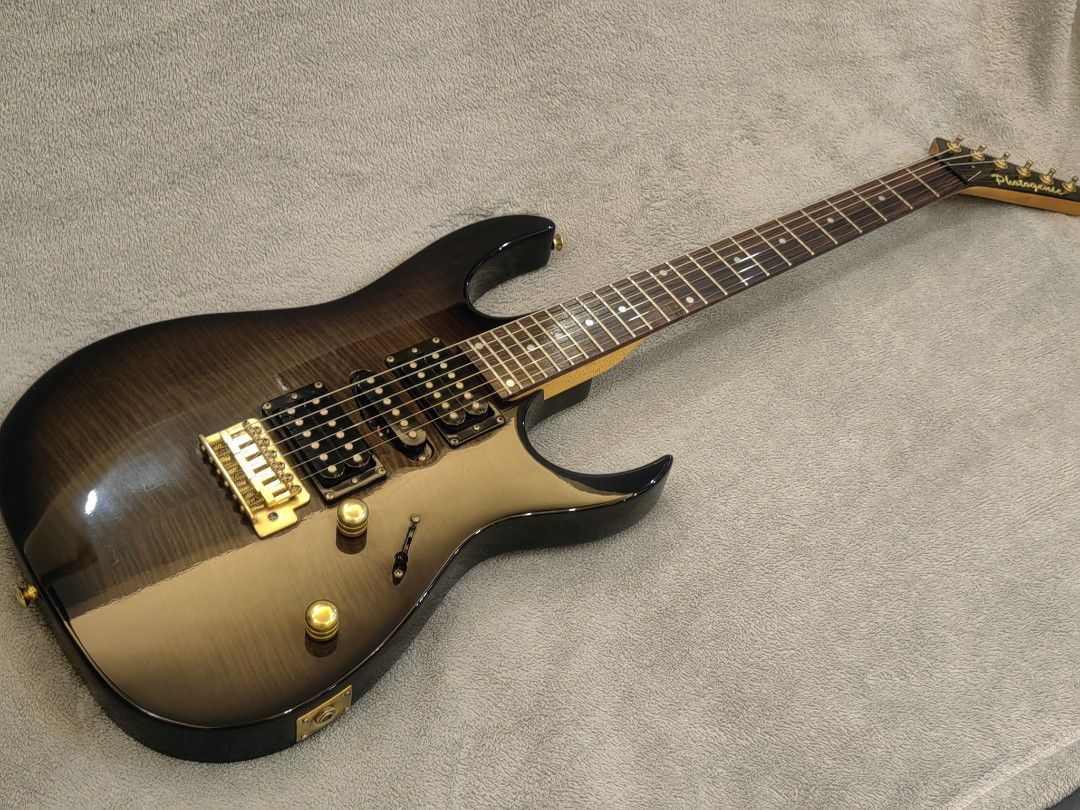 Photogenic Super Strat Electric Guitar JAPAN, Hobbies & Toys, Music