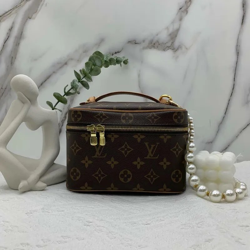Louis Vuitton Vanity Bag Monogram Nice Mini M44495 in 2023