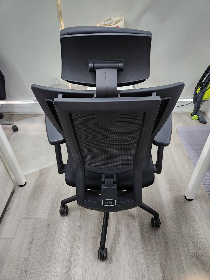 ProMax Ergonomic Office Director Chair with delivery, Furniture & Home Living, Furniture, Chairs