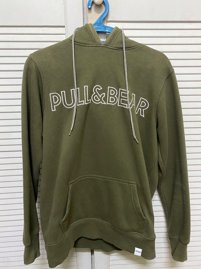 Sweater pull outlet and bear army