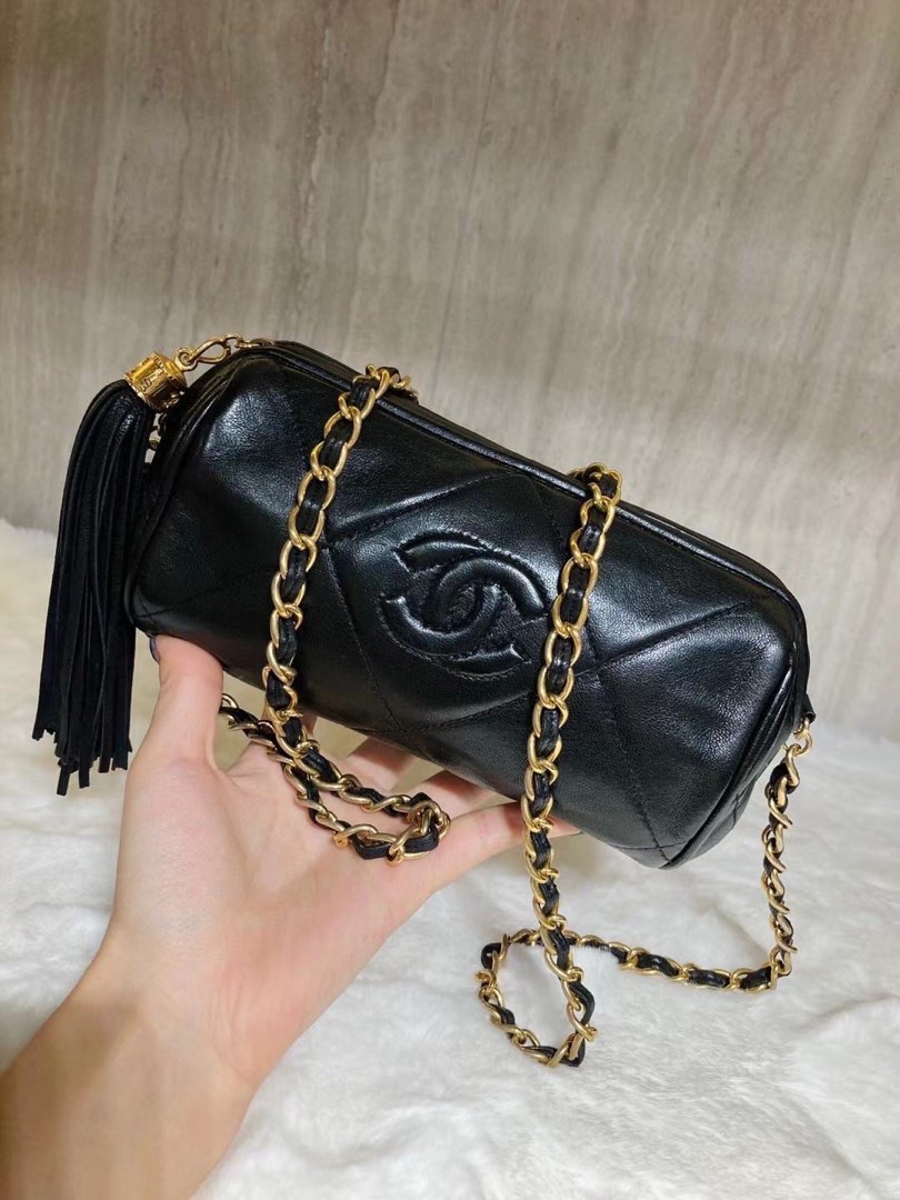 RARE Authentic Vintage Chanel Diamond Quilted Black Mini Barrel Bag,  Luxury, Bags & Wallets on Carousell