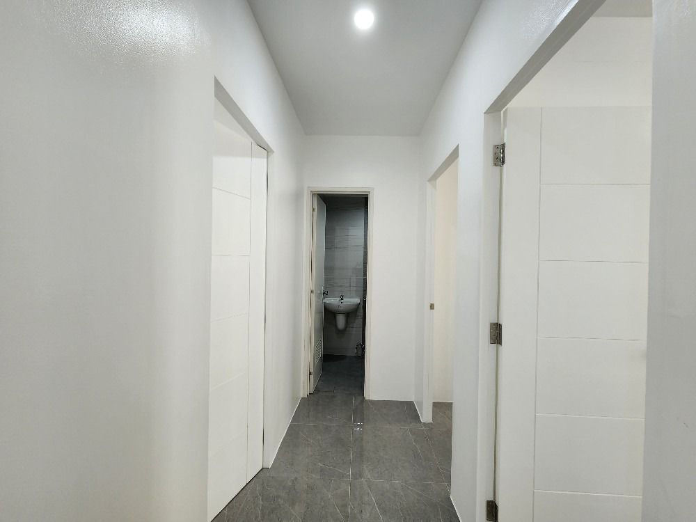 RFO 3 Bedroom 3 Bathroom Town and Country Molino House and Lot for Sale