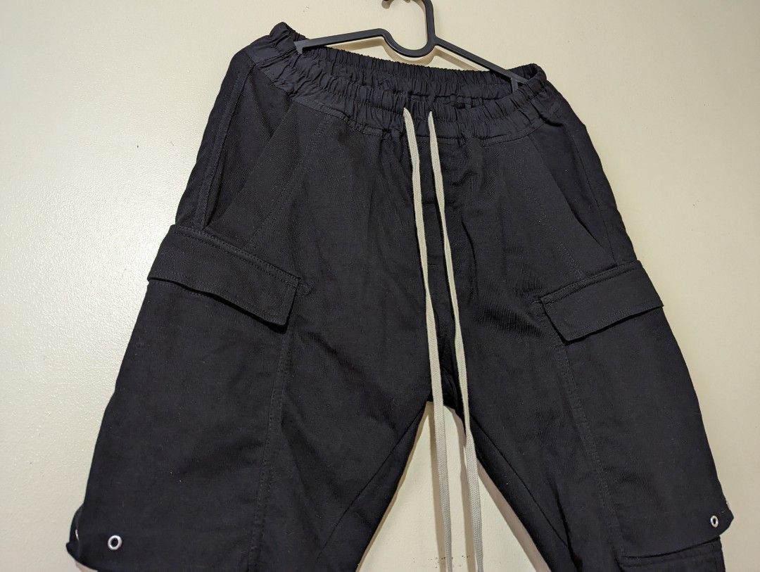 Rick Owens SS19 BABEL Cargo Jogger Sweatpants (Category: Joggers) located in Baguio. Submitted by justinooaah (Listing ID 1249003128, Image 2). Description: FOR SALE ONLY Lightly Used Condition Tagged size: 50 IT Dimensions (measured laid flat) Waist: 14-17.5 inches (garterized waist) Rise: 12.5 inches Inseam: 27 inches Leg opening: 4.25 inches (cuffed) Location: Baguio City.