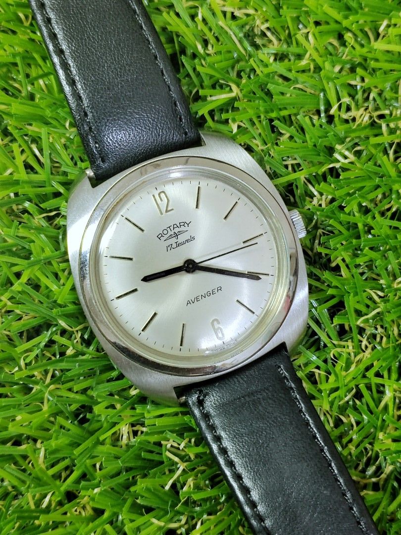 Vintage rotary store avenger watch