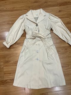 See by Chloe trench (US 4)