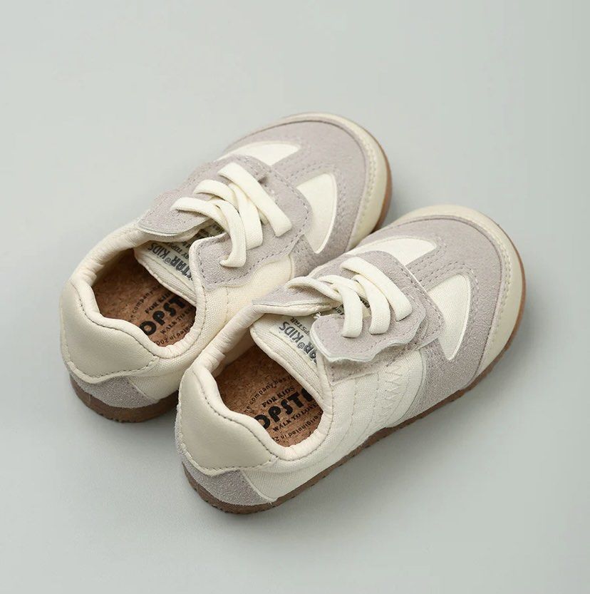 Sepatu discount anak sneakers