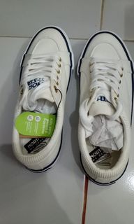 Sepatu North Star Putih Ori