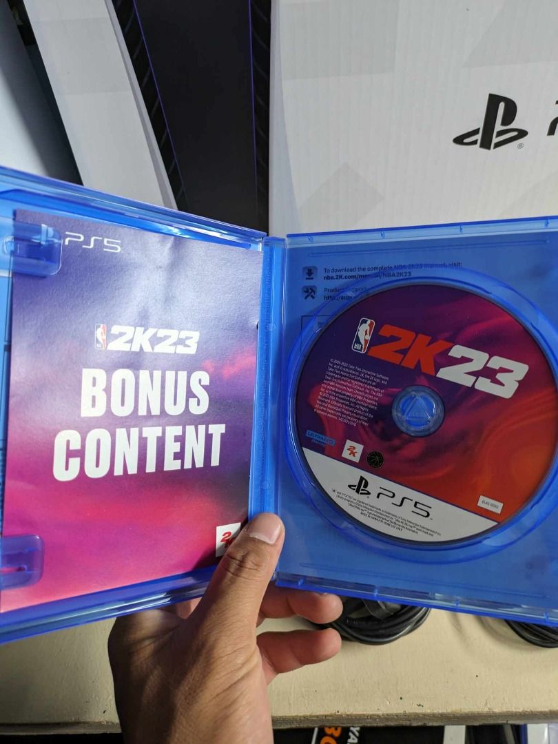 Sony Playstation 5 / PS5 Disc Edition CFI1218A with NBA 2k23, Video Gaming, Video Game Consoles