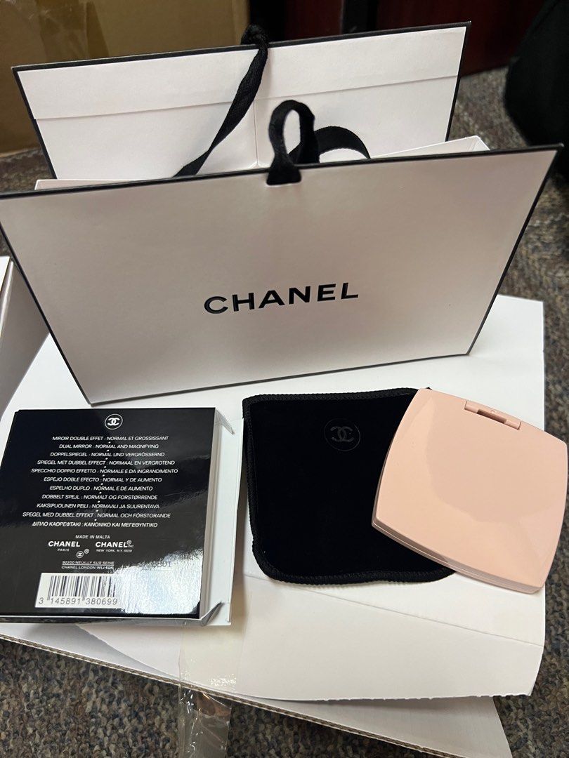 Special edition Chanel : color 111 ballerina MIROIR DOUBLE