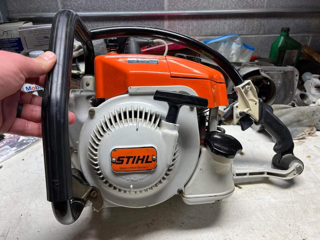 stihl chainsaw for sale 2nd hand use but good running condition on