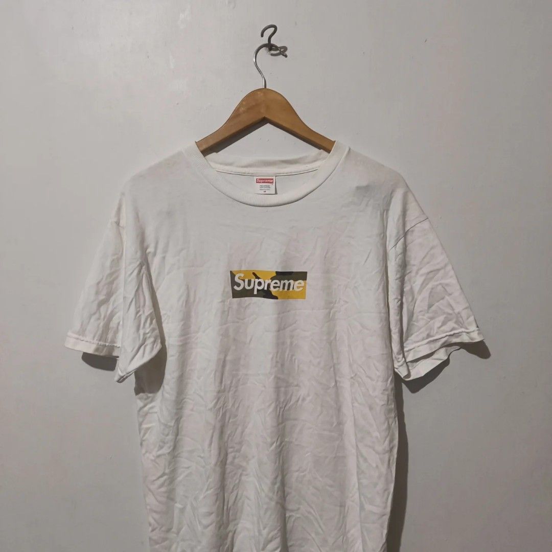 Supreme Box Logo T-Shirt, Men's Fashion, Tops & Sets, Tshirts & Polo Shirts  on Carousell