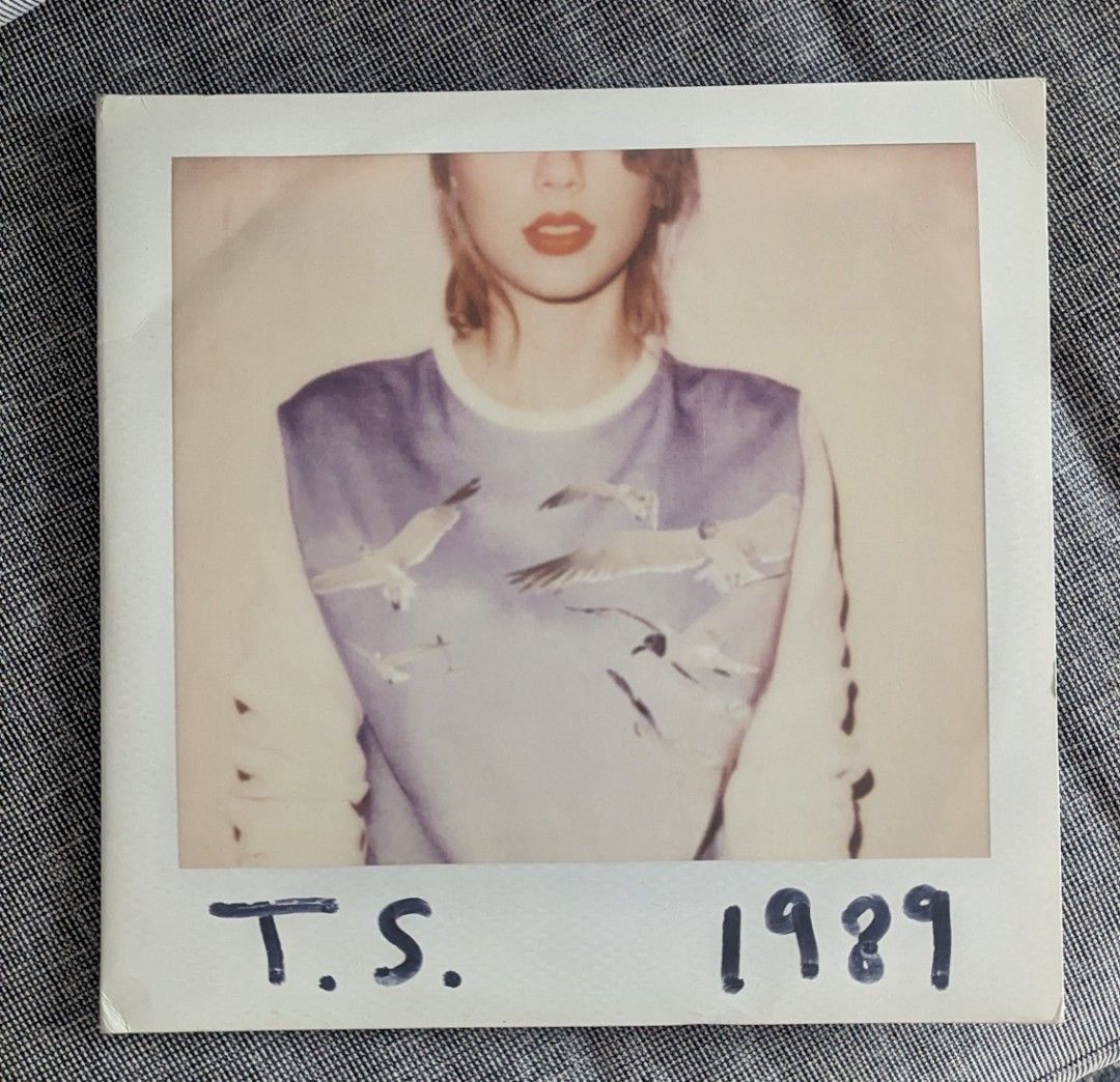 Taylor Swift 1989 Vinyl, Hobbies & Toys, Music & Media, Vinyls on Carousell