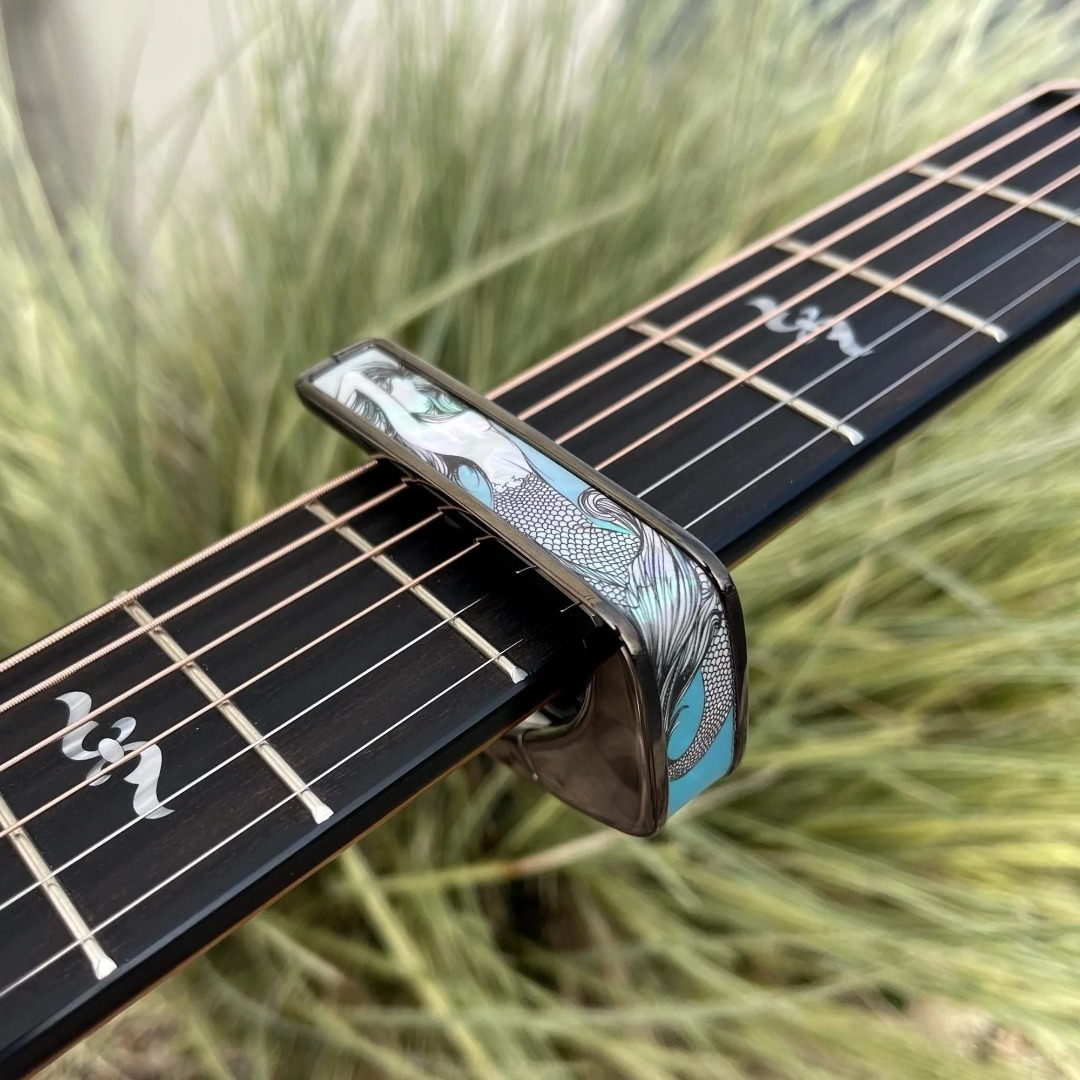 Thalia capo on sale